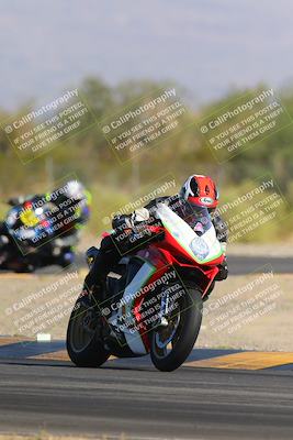 media/Nov-11-2023-SoCal Trackdays (Sat) [[efd63766ff]]/Turn 2 Set 2 (1145am)/